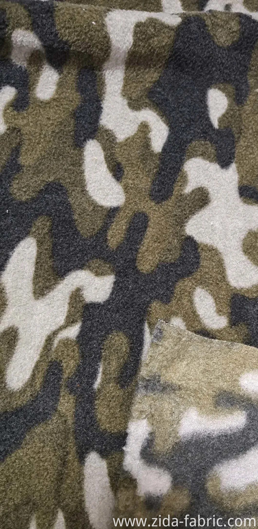 100% Polyester Polar Fleece with Leopard Printed FDY150d/144f Double Brush One Side Anti-Apling Fabric